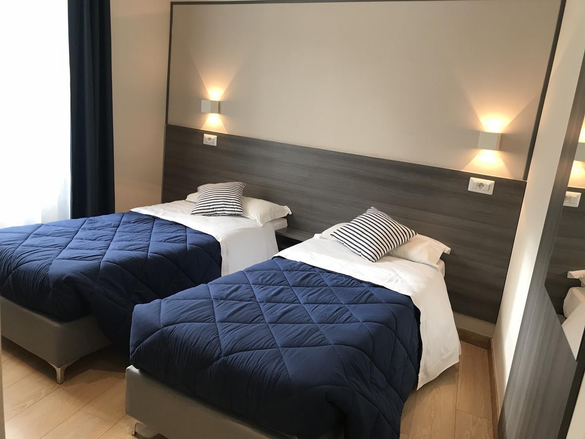 Boutique Neptune 2* Niza